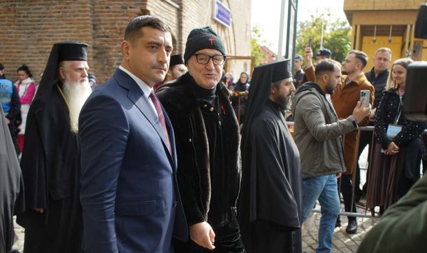 george-simion-l-a-distrus-pe-gigi-becali:-tradatorii-care-au-vrut-sa-plece-din-aur-au-plecat