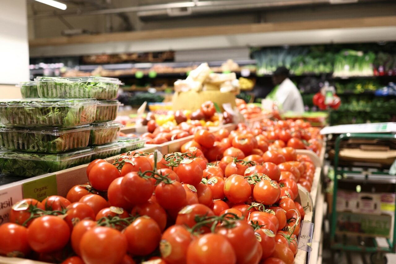 rosii-romanesti-doar-cu-numele,-vandute-la-preturi-mari-in-pietele-din-bucuresti