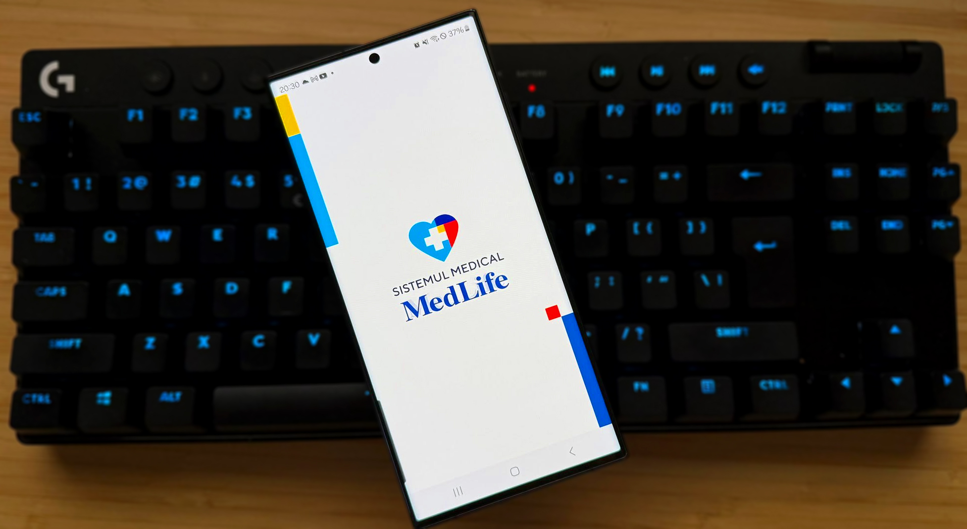 medlife-lanseaza-primul-asistent-ai-care-ofera-ghidaj-medical-personalizat,-direct-in-aplicatie