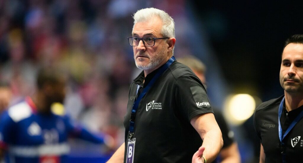 ce-lovitura!-dinamo,-pe-cale-sa-bata-palma-cu-un-antrenor-portughez.-exclusiv