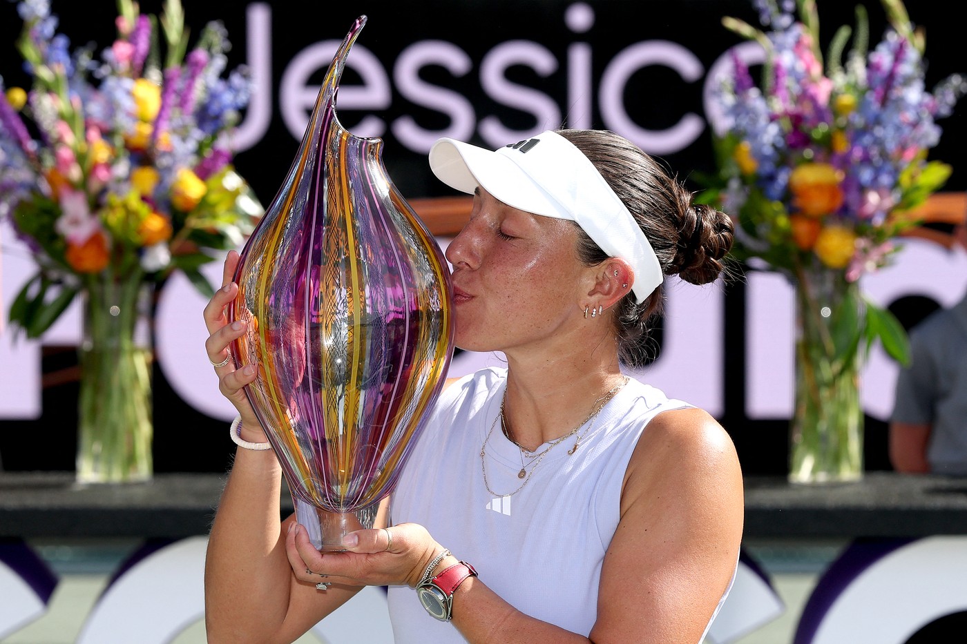 jessica-pegula,-campioana-de-la-charleston.-primul-trofeu-pe-zgura-si-urcare-in-clasamentul-wta