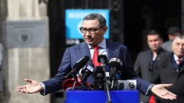 george-simion-il-face-mincinos-pe-victor-ponta,-care-a-spus-ca-l-a-scos-din-republica-moldova