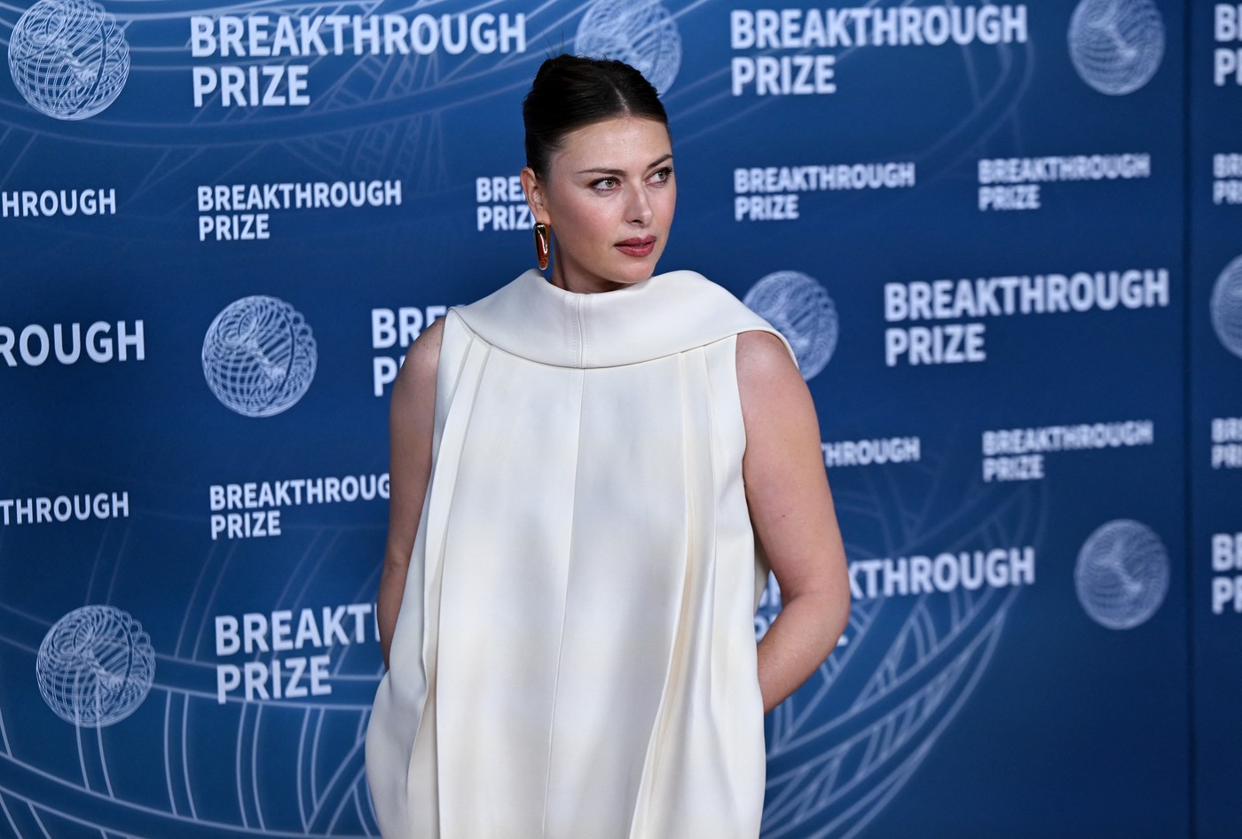 maria-sharapova,-aparitie-incendiara:-bala-babe.-rusoaica-si-a-etalat-trupul-pe-podea