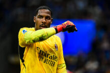 mike-maignan-revine-la-milano-dupa-o-noapte-de-spitalizare-in-urma-traumatismului-cranian