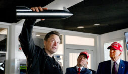 umbra-lui-musk.-la-nasa