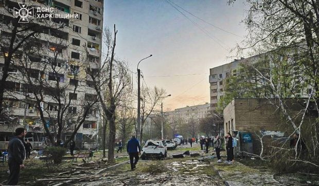 rusia-a-continuat-sa-bombardeze-ucraina,-in-ciudaa-propriul-armistitiu-declarat-de-paste