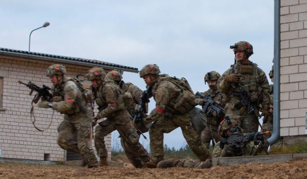 lituania-planuieste-evacuarea-a-600.000-de-civili-din-capitala,-temandu-se-de-o-invazie-rusa