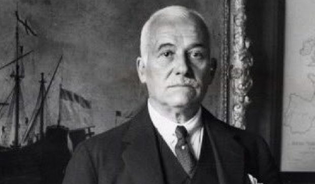 spionul-britanic-care-l-a-pacalit-pe-hitler-cu-farmecul-sau.-a-trait-ani-de-zile-langa-el