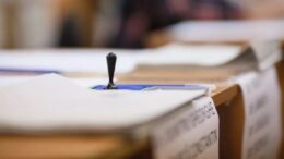 care-este-prezenta-la-vot-la-ora-10.00-la-alegerile-prezidentiale-2025-turul-1