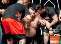 bestia-l-a-alergat-pe-sofer-si-a-tipat:-iti-rup-capul!.-de-la-ce-s-au-certat