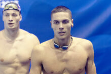 david-popovici-si-conacul-unde-si-a-gasit-linistea.-se-plimba-caprioarele-prin-iarba