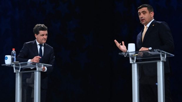 dexonline-a-scos-un-sondaj-pro-nicusor-dan-care-conditiona-accesul.-ce-apare-acum-pe-site