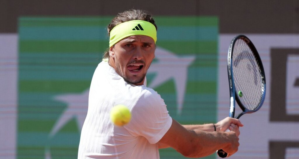 e-job-ul-tau-sa-te-gandesti-la-intrebari-stupide.-alex-zverev-l-a-pus-la-punct-pe-reporter