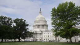 sub-capitoliu-sua-este-un-tunel-ascuns,-cu-o-scara-misterioasa-sub-podea