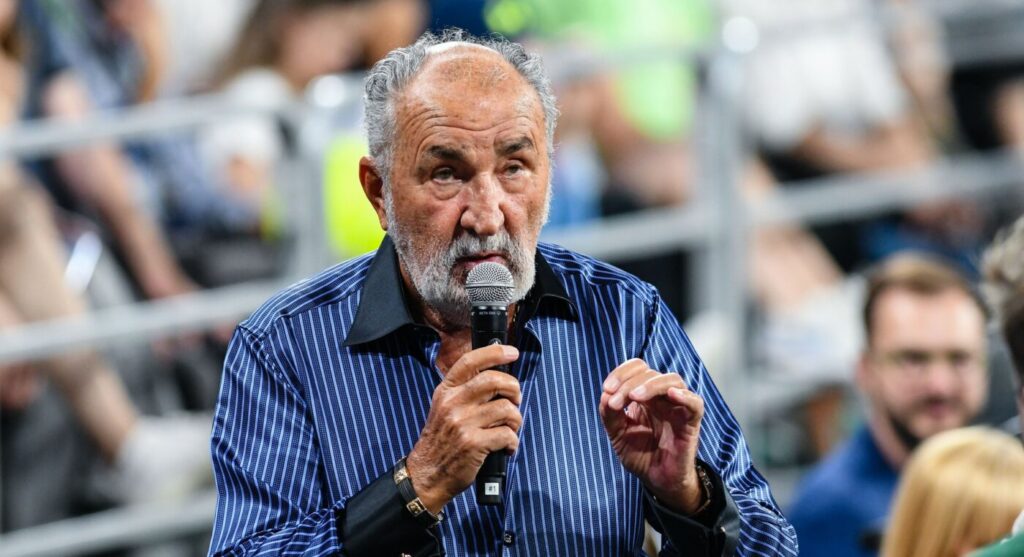 ion-tiriac,-impresionat-de-o-romanca:-„e-fata-tanara,-e-fata-frumoasa,-are-timp-de-familie”