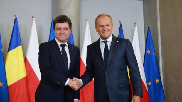 primele-imagini-cu-nicusor-dan-la-varsovia:-am-o-prima-discutie-cu-prim-ministrul-donald-tusk