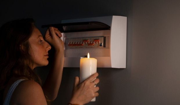 o-pana-de-curent-a-afectat-franta-pentru-a-doua-zi-consecutiv