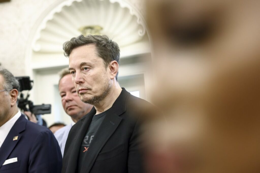 elon-musk-critica-proiectul-fiscal-al-presedintelui-donald-trump-/planul-creste-deficitul-bugetar