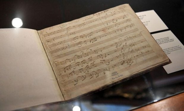 cum-arata-cu-adevarat-beethoven.-chipul-sau-impunator,-recreat-dupa-200-de-ani