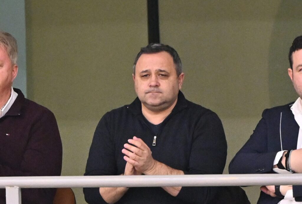 legenda-stelei-taie-in-carne-vie!-l-a-facut-praf-pe-fostul-comandant