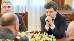 bns-il-acuza-pe-nicusor-dan-ca-ignora-problemele-angajatilor-si-vorbeste-doar-cu-patronatele