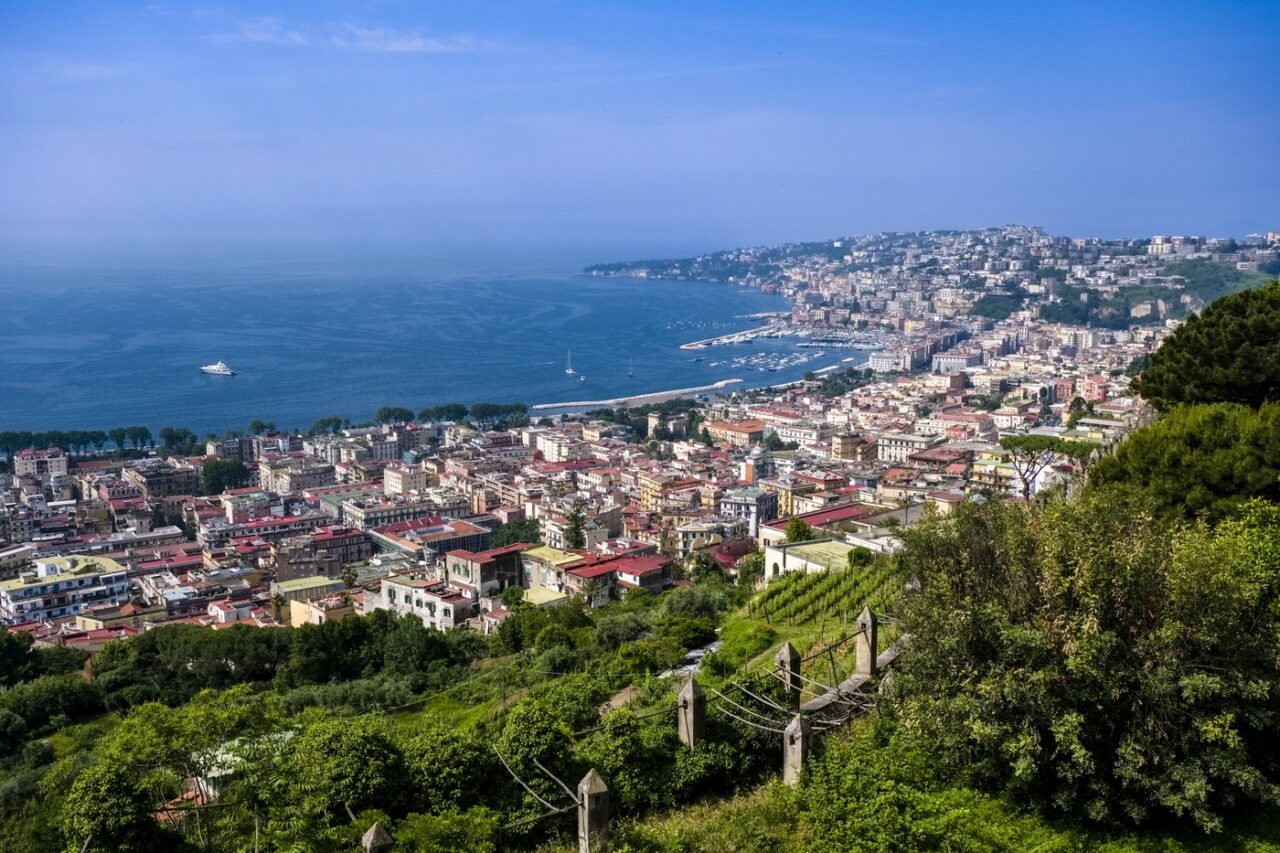 napoli,-lovit-de-cel-mai-puternic-cutremur-din-ultimele-patru-decenii