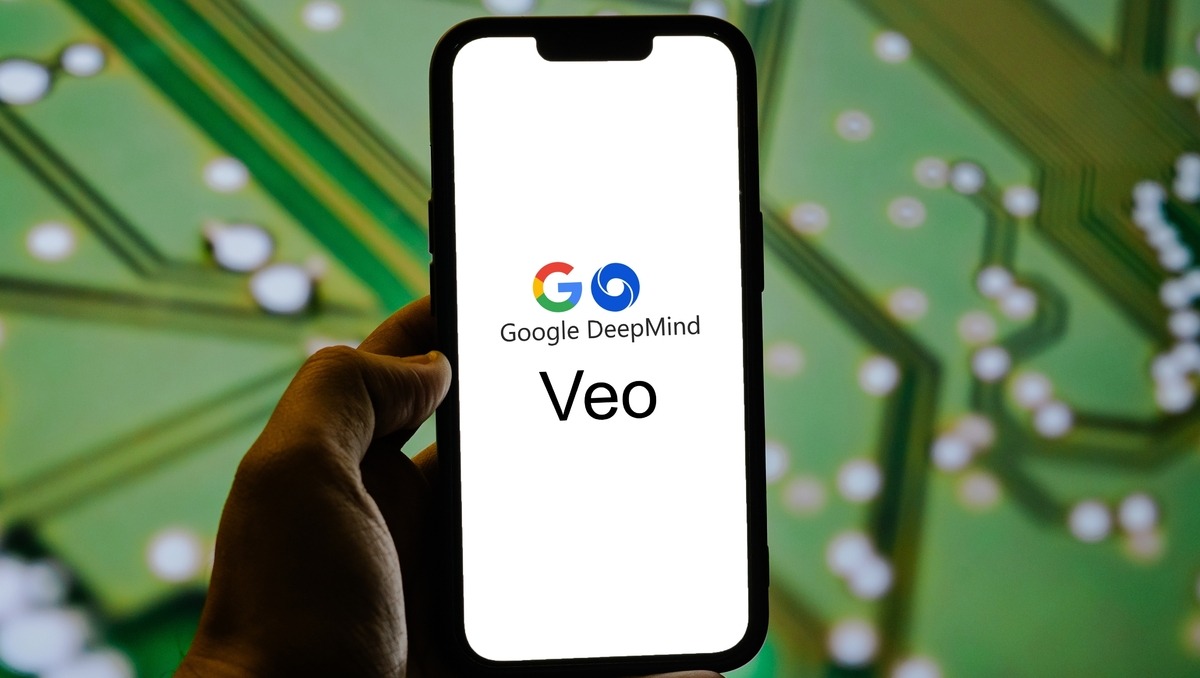 google-da-lovitura-pe-video-cu-veo-3:-ai-ul-care-transforma-ideile-in-imagini,-acum-in-73-de-tari