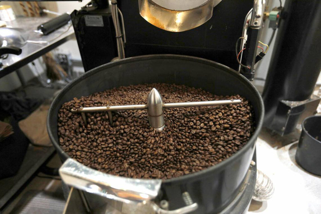 cafeaua-si-imbatranirea:-ce-spune-stiinta-despre-legatura-cu-sanatatea