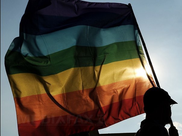 inca-o-tara-elimina-restrictiile-comunitatii-lgbtiq-cu-privire-la-donarea-de-sange-si-plasma