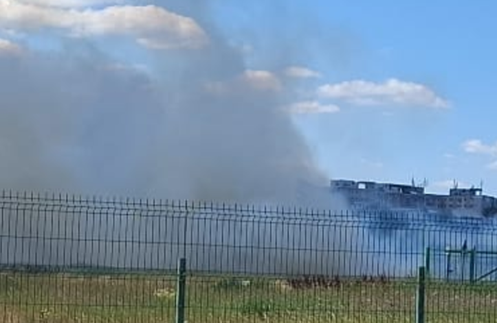 incendiu-de-vegetatie-in-zona-kaufland-nicolina