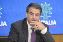 raffaele-fitto-se-opune-planului-ursulei-von-der-leyen-de-a-ocoli-regiunile-in-noul-buget-al-ue