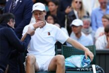 jannik-sinner-e-la-un-pas-sa-abandoneze-turneul-de-la-wimbledon.-asteapta-rezultatul-rmn