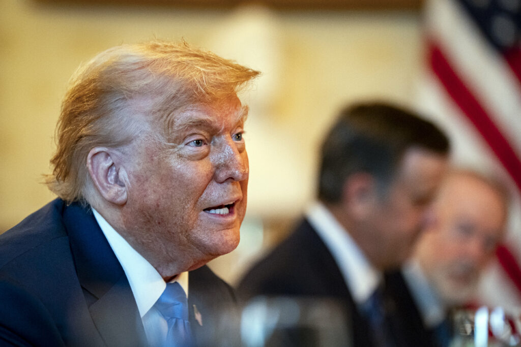 donald-trump-ar-putea-rata-privilegiul-de-a-sustine-un-discurs-in-parlamentul-britanic