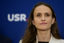 oana-toiu:-trebuie-sa-facem-trecerea-de-la-a-ajuta-ucraina-sa-reziste,-la-a-o-ajuta-sa-castige