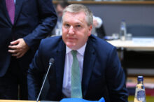 oficial-european-critica-vanzarea-de-produse-periculoase-pe-shein-si-temu