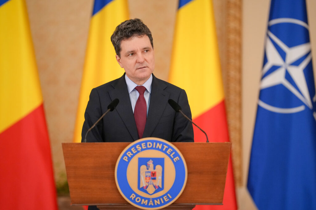 nicusor-dan,-mesaj-cu-ocazia-zilei-aviatiei-romane-si-a-fortelor-aeriene