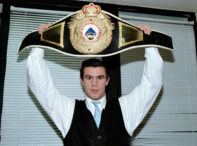 cum-a-fugit-mihai-leu-din-romania.-a-ajuns-la-hotii-romani-din-paris:-o-sa-te-strici-de-tot-cu-noi