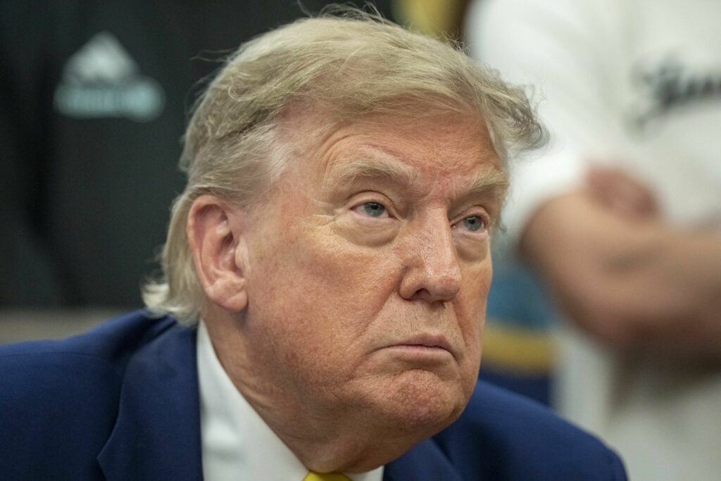 donald-trump-promite-sprijin-pentru-afganii-blocati-in-emiratele-arabe-unite