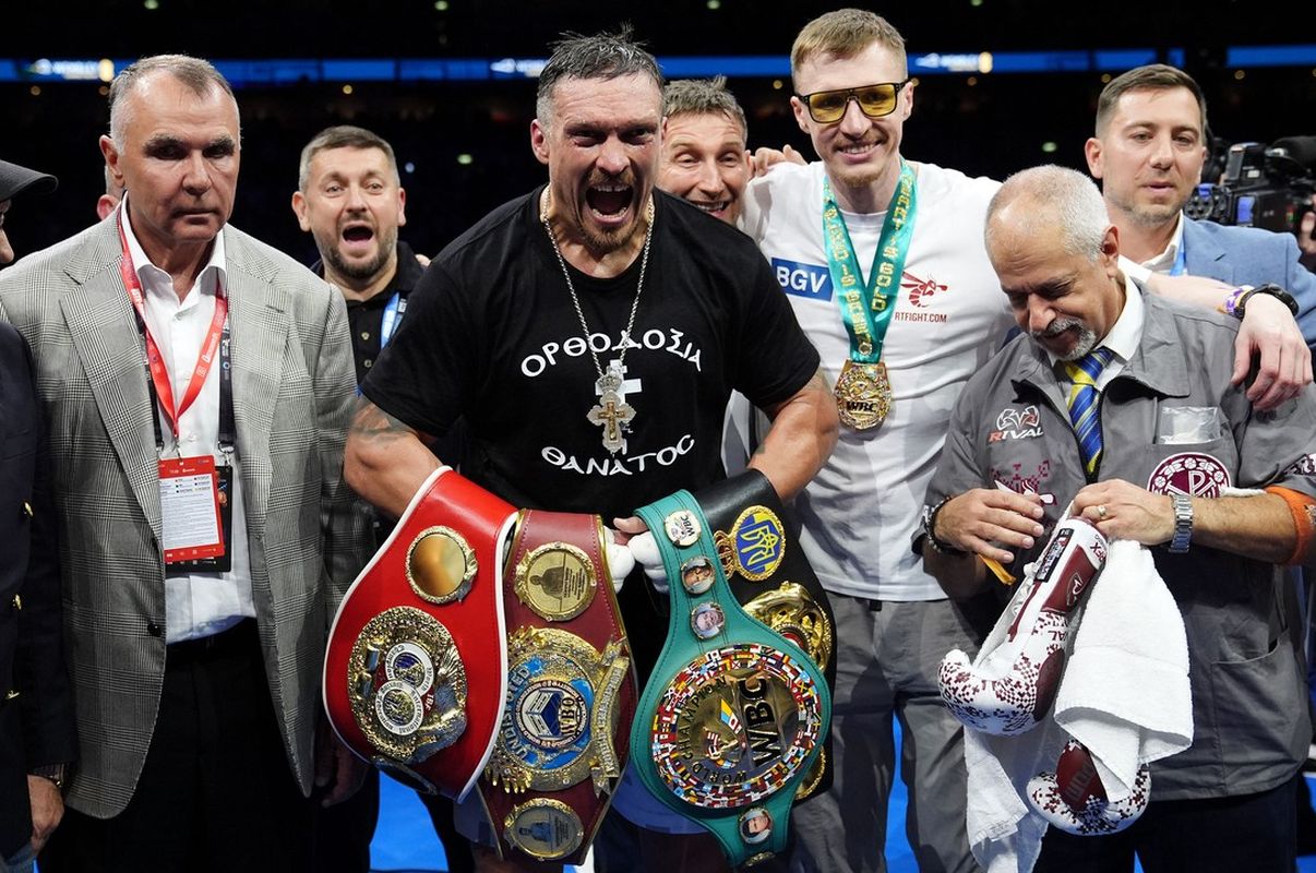 ucraineanul-usyk-a-ramas-campion-absolut-la-categoria-grea,-dupa-victoria-cu-britanicul-dubois