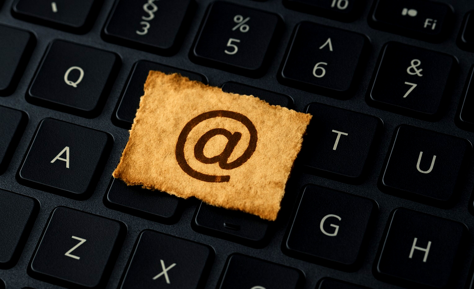 simbolul-@-a-fost-inventat-in-1536,-cu-secole-inainte-de-e-mail-si-mentiuni-pe-retele-sociale