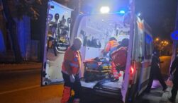 iasi:-barbat-cu-hemoragie-severa,-salvat-de-un-echipaj-de-la-politia-locala