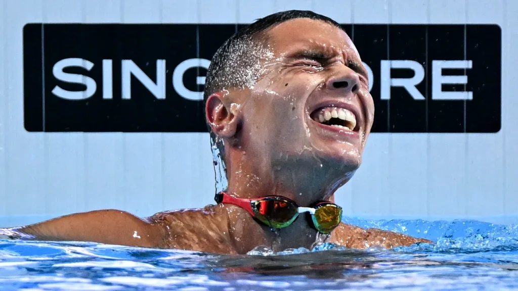 david-popovici-e-campion-mondial-la-100-de-metri-cu-nou-record!-a-facut-o-cursa-fabuloasa!