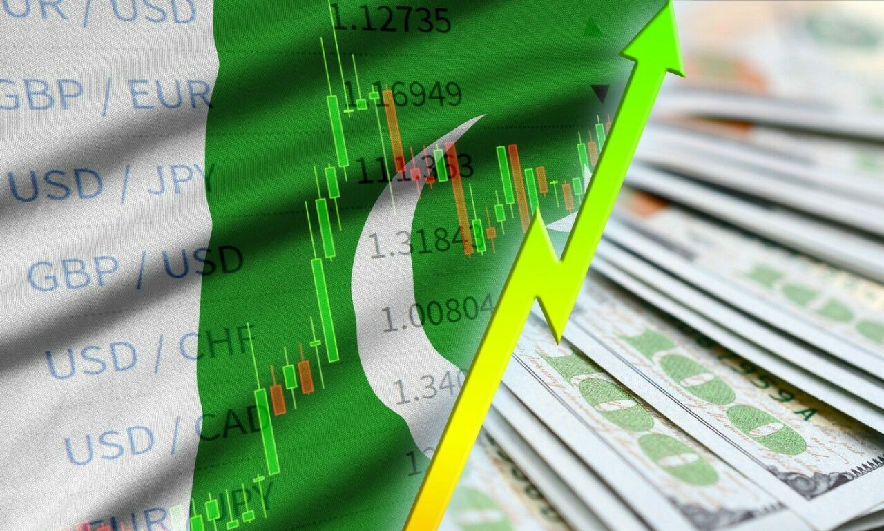 un-nou-acord-comercial-anuntat-de-trump:-sua-va-ajuta-la-extragerea-petrolului-din-pakistan