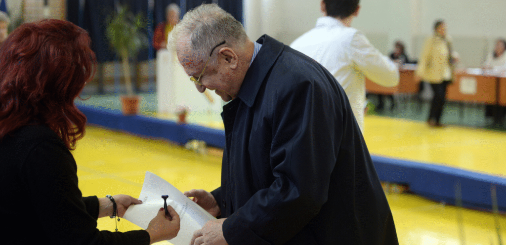 ion-iliescu-a-refuzat-sa-fie-nasul-nadiei-comaneci:-nu-a-vrut-lucrul-asta