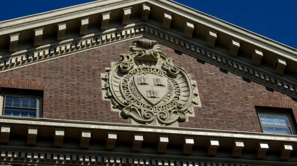 harvard:-cercetarile-vor-fi-intarziate-enorm-din-cauza-lipsei-de-finantare-federala