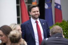 nivelul-unui-rau-a-fost-ridicat-pentru-a-permite-excursia-cu-caiacul-a-lui-jd-vance,-de-ziua-sa