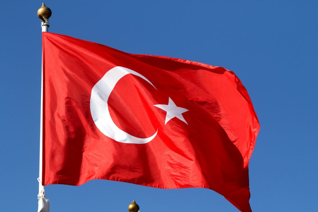 turcia-sprijina-noul-guvern-al-siriei-printr-un-avertisment-regional-si-un-acord-de-aparare