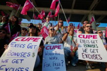 guvernul-canadian-ia-masuri-pentru-a-pune-capat-grevei-air-canada