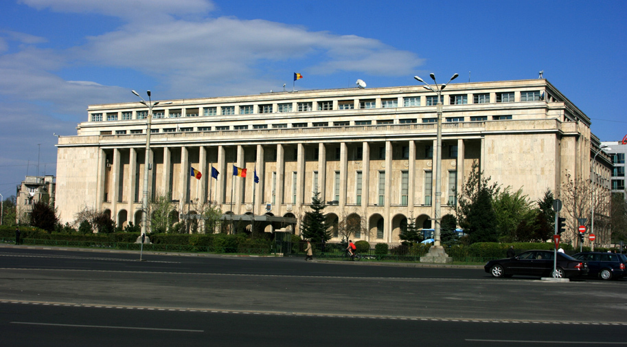 proiect-care-prevede-blocarea-transferurilor-si-detasarilor,-in-dezbatere-publica