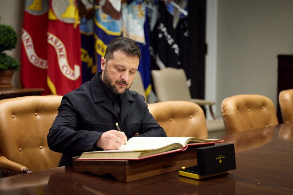 garantiile-de-securitate-pentru-ucraina-vor-fi-gata-in-zilele-urmatoare,-spune-zelenski